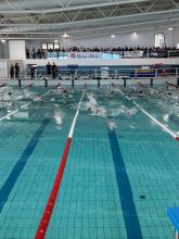 Il tuffo "inaugurale" delle atlete e degli atleti del settore giovanile del Gruppo Sportivo Aragno