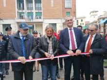 inaugurazione taglio nastro