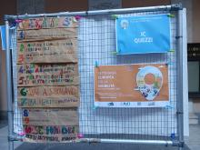 Un cartellone della mostra dei bimbi a Palazzo Tursi