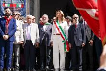 La sindaca Salis in piazza Matteotti tra i presidenti Ronzitti e Bisca