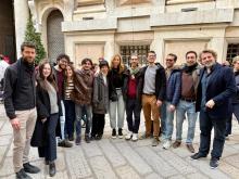 La sindaca Salis insieme ai musicisti