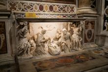 La "Natività" in marmo dello scultore Tommaso Orsolino custodita nella Chiesa del Gesù La "Natività" in marmo dello scultore Tommaso Orsolino custodita nella Chiesa del Gesù