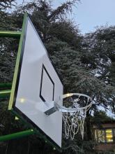 Uno dei due nuovi canestri Uno dei due nuovi canestri