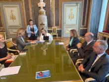 Le Autorità radunate attorno al tavolo dell'ufficio di rappresentanza del sindaco